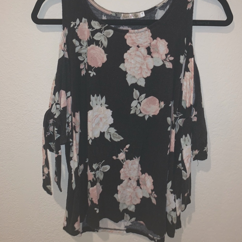 black flowery open shoulder tie mid sleeve top